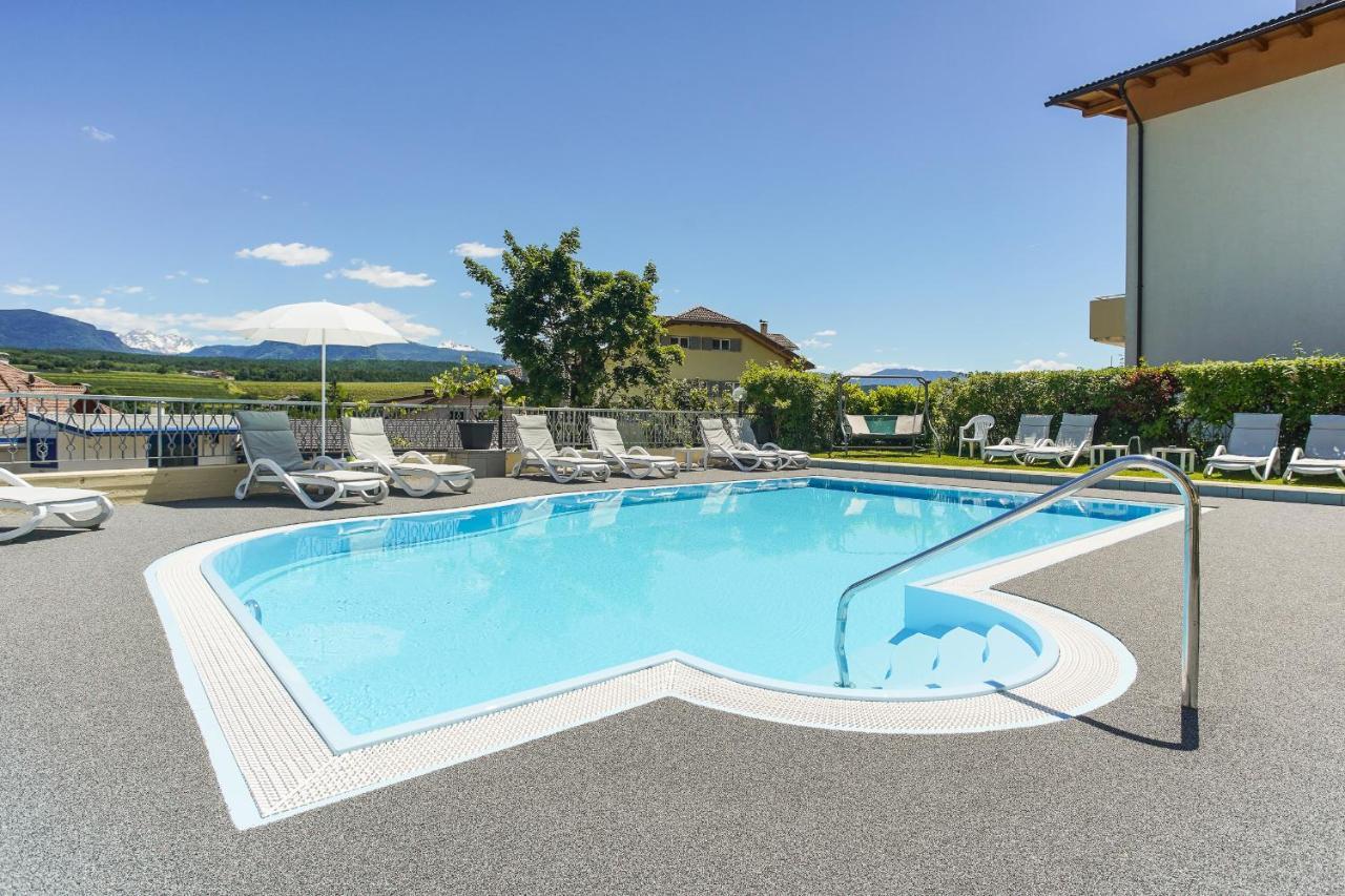 Hotel Alexandres Eppan an der Weinstraße Exteriör bild