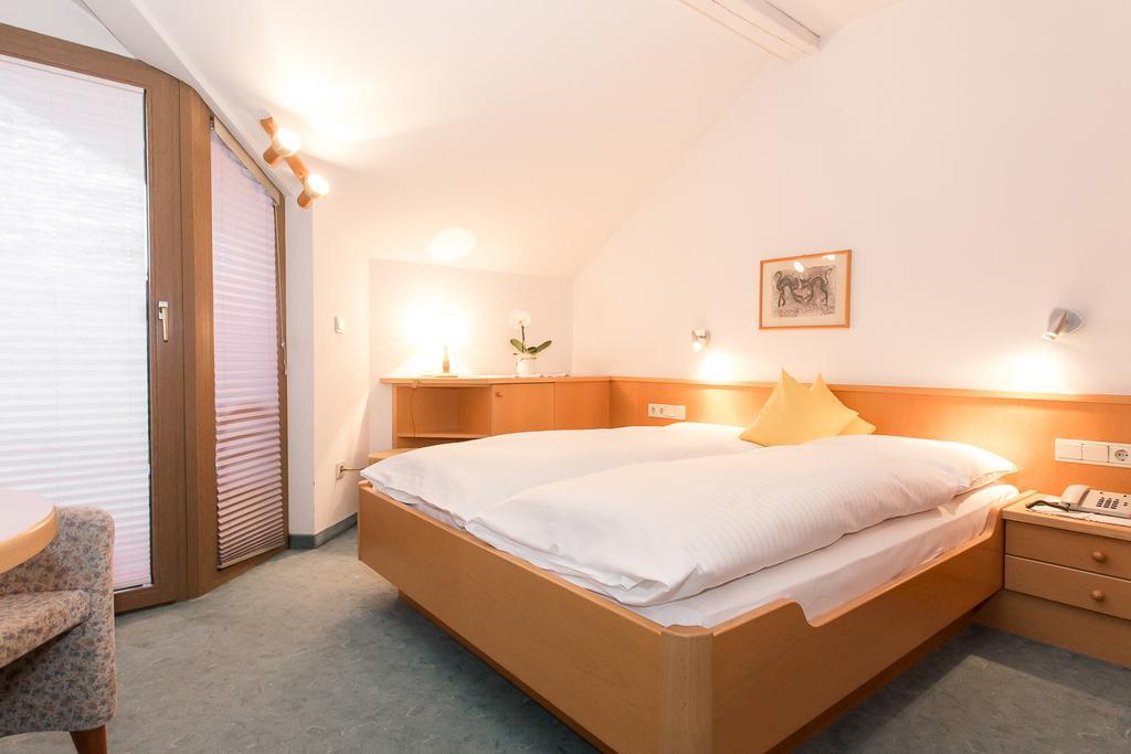 Hotel Alexandres Eppan an der Weinstraße Exteriör bild