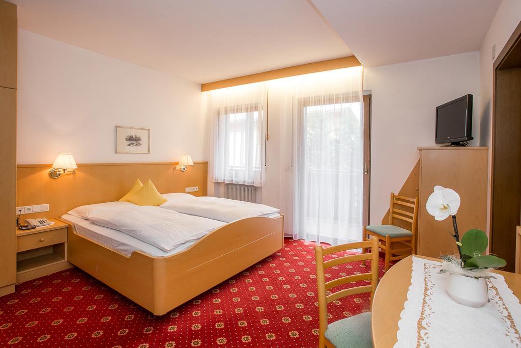 Hotel Alexandres Eppan an der Weinstraße Exteriör bild