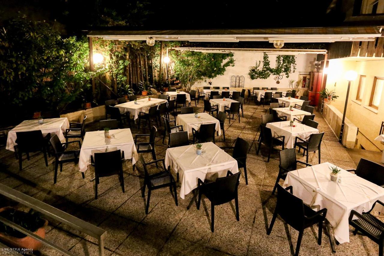 Hotel Alexandres Eppan an der Weinstraße Exteriör bild